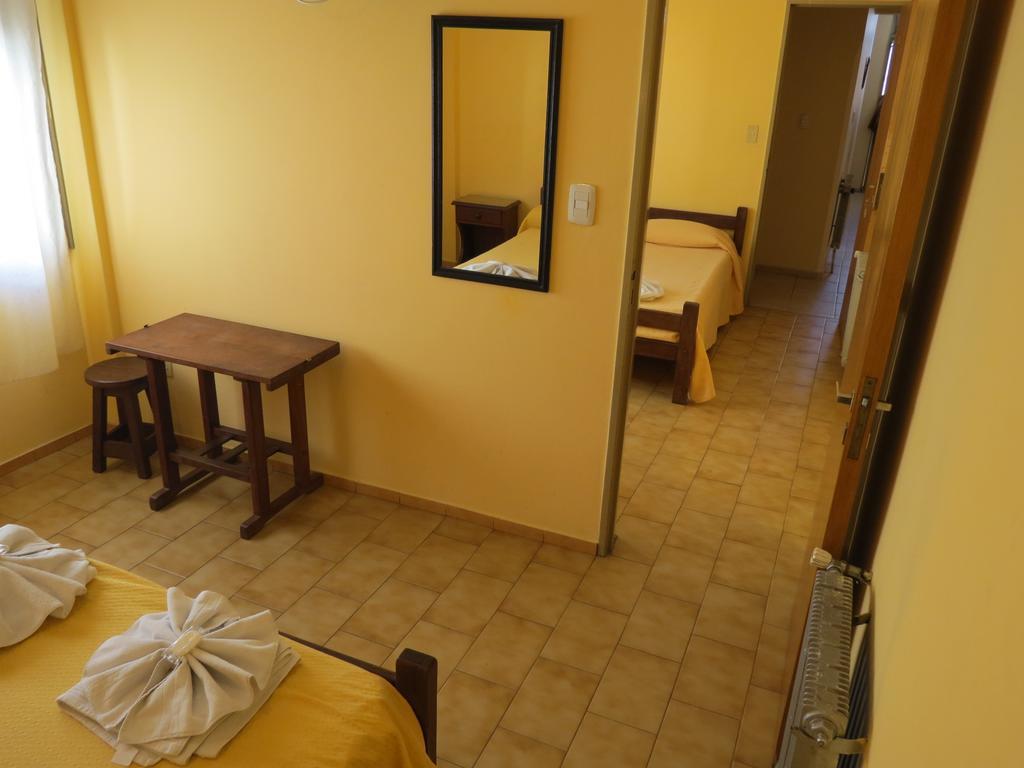 Hotel Arenales 비야카를로스파스 객실 사진