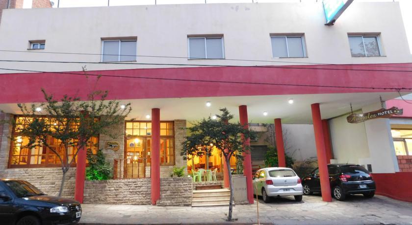Hotel Arenales 비야카를로스파스 외부 사진
